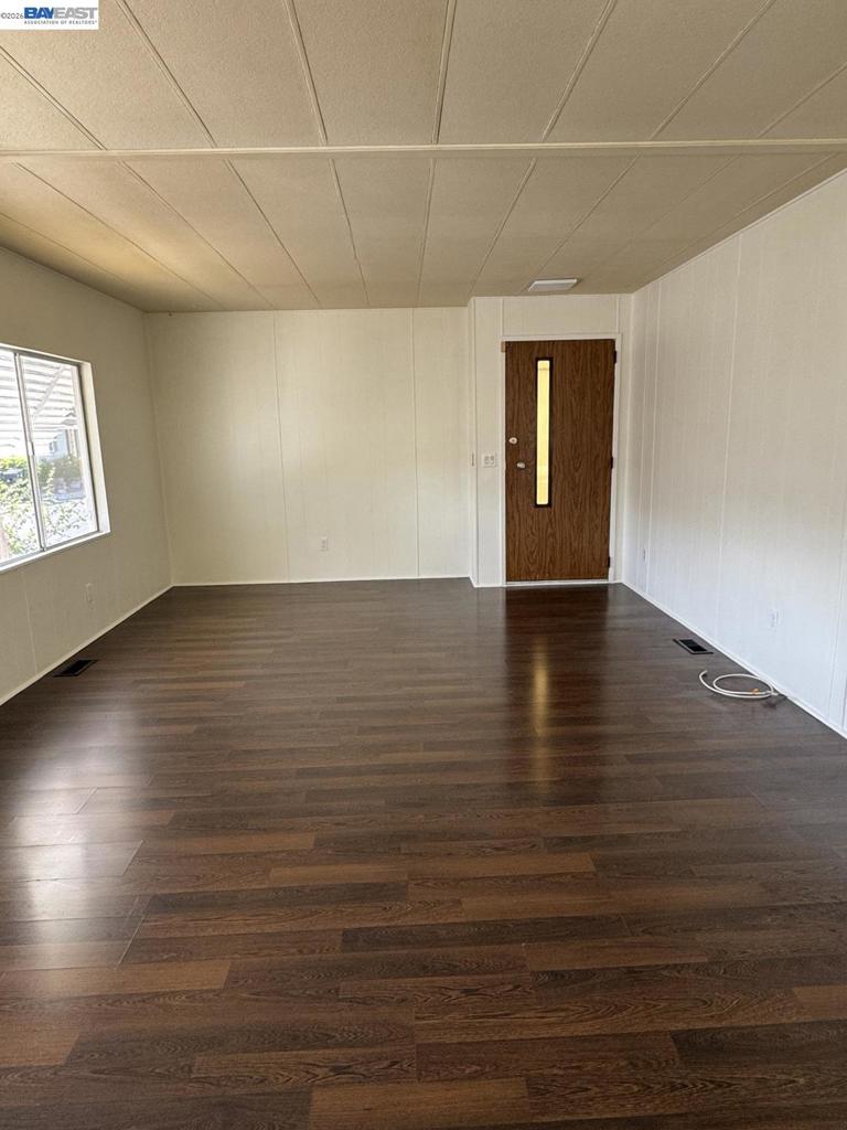 387 Santa Paula Property Photo 7