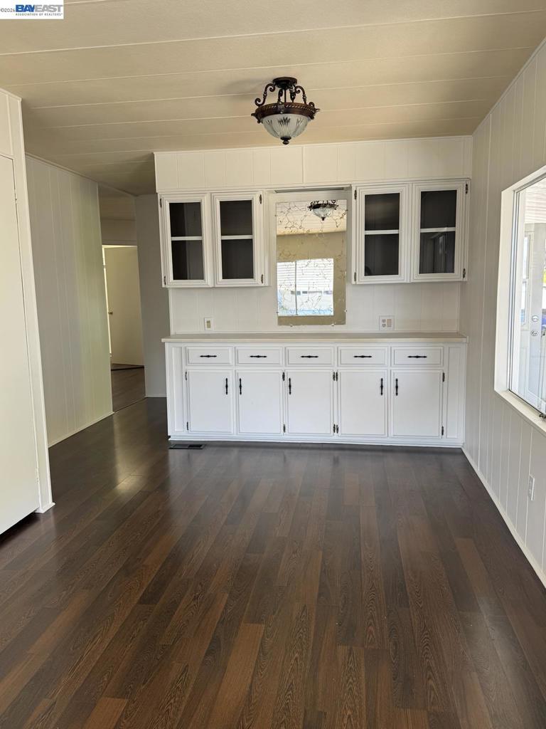 387 Santa Paula Property Photo 9