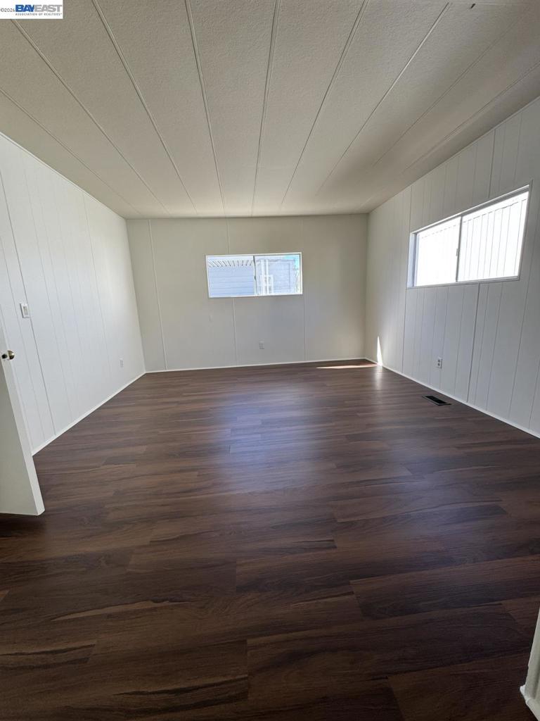 387 Santa Paula Property Photo 11