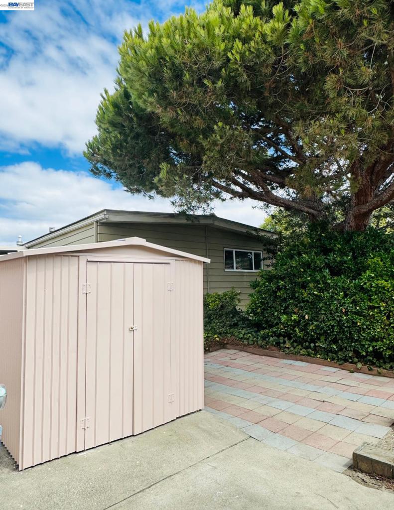 387 Santa Paula Property Photo 19