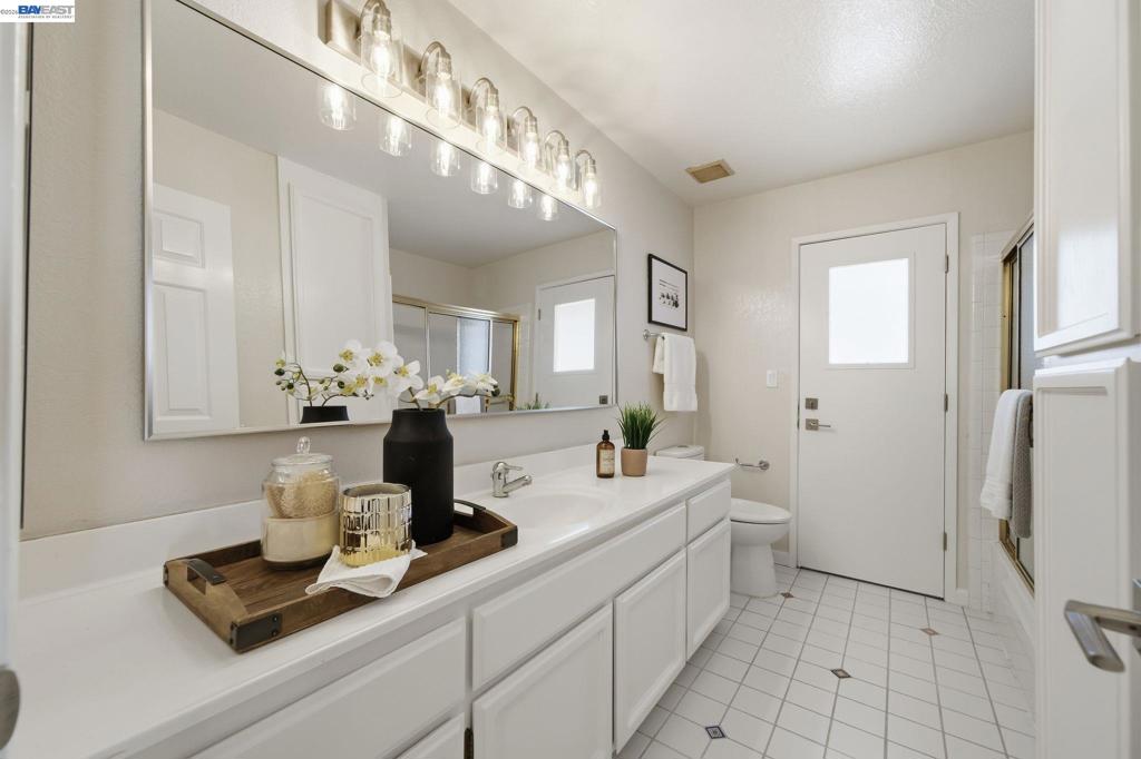 45960 Sentinel Pl Property Photo 32