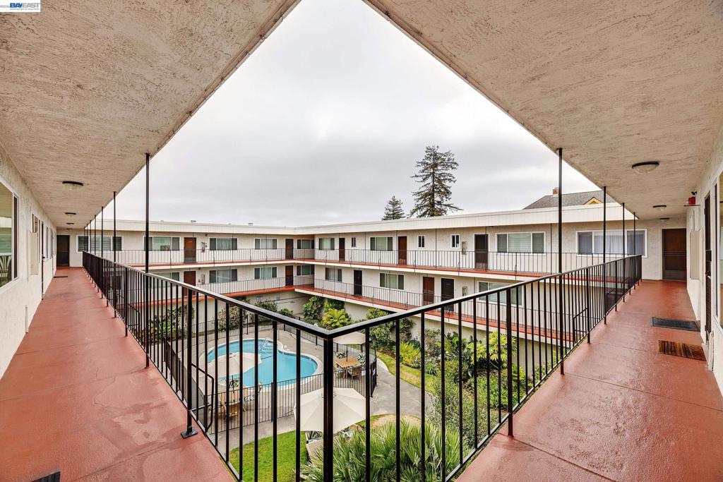 2133 Santa Clara Ave 328 Property Photo 7
