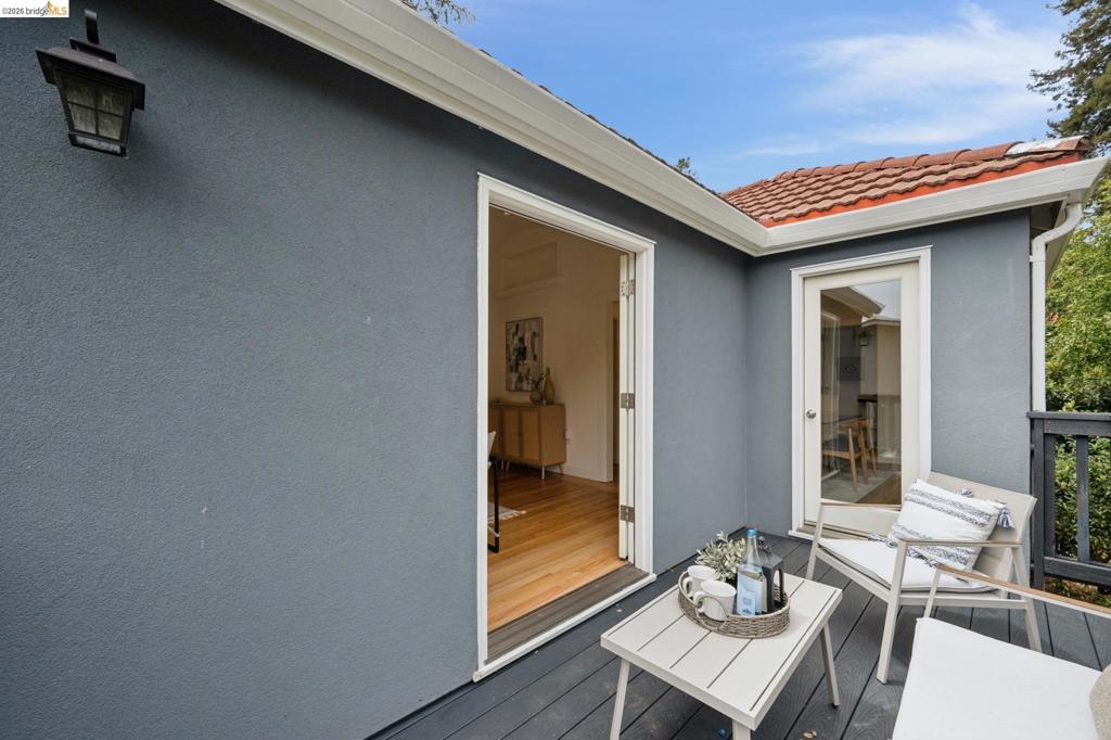 15 Edgecroft Rd Property Photo 11