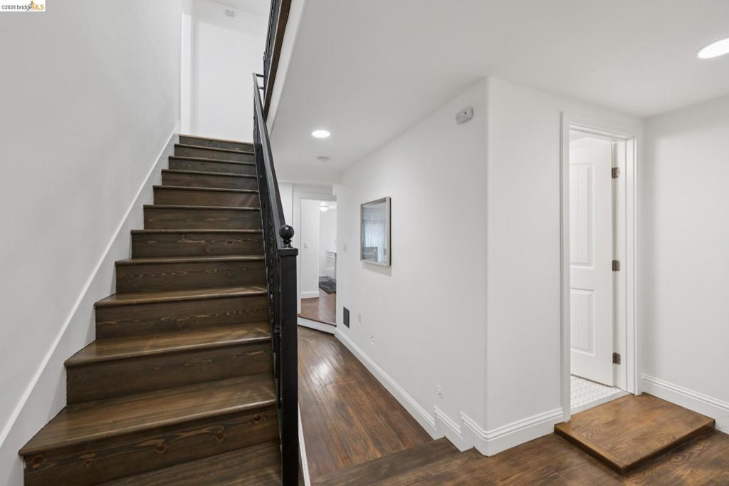 15 Edgecroft Rd Property Photo 28