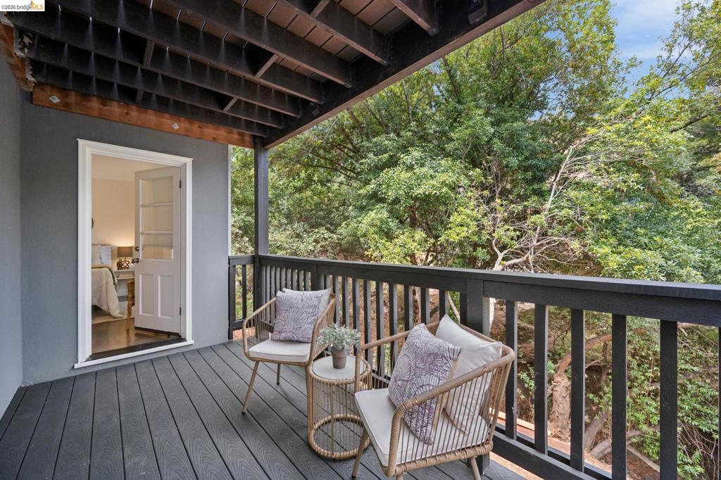 15 Edgecroft Rd Property Photo 42