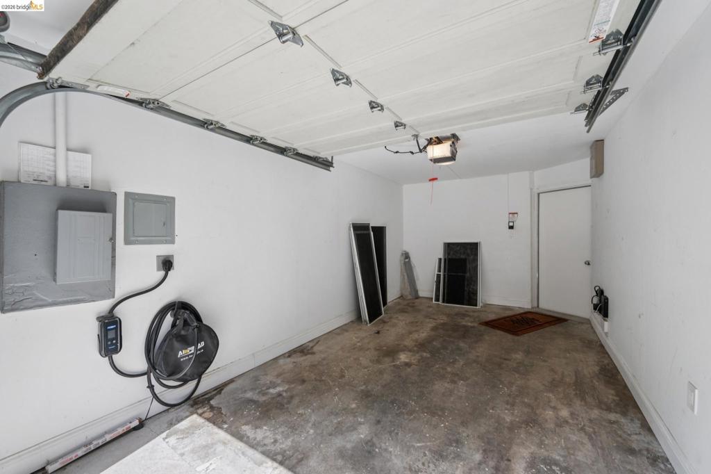15 Edgecroft Rd Property Photo 52