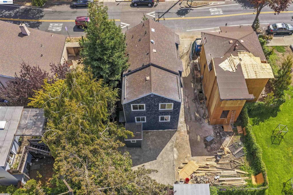 1818 Milvia St Property Photo 43