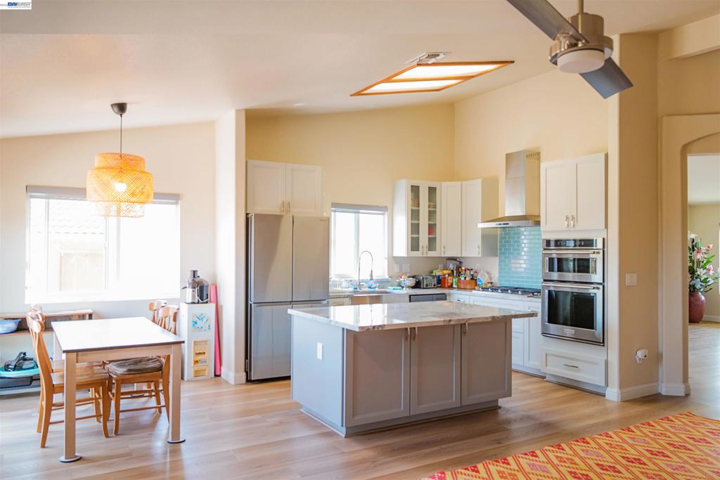 5408 La Salle Way Property Photo 10
