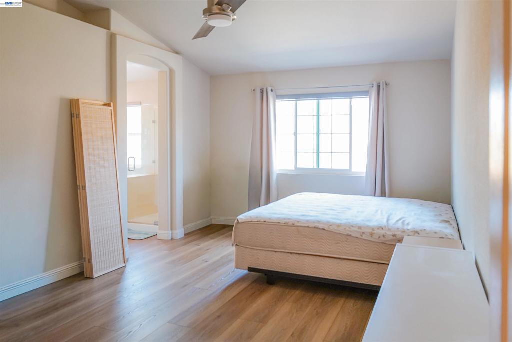 5408 La Salle Way Property Photo 14