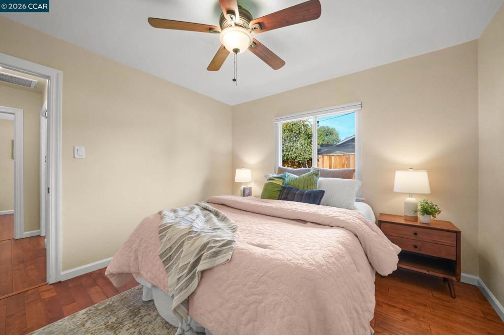 1555 Violet Way Property Photo 17