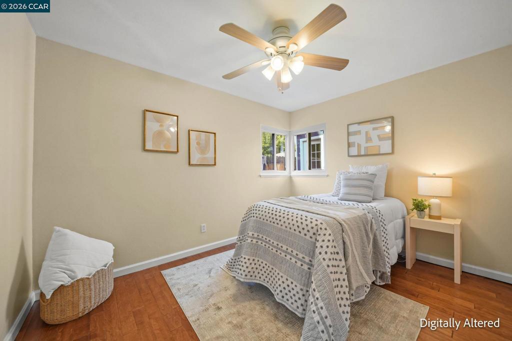1555 Violet Way Property Photo 18