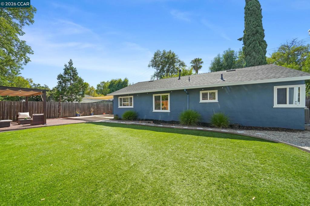 1555 Violet Way Property Photo 48