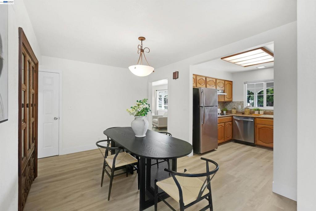 25353 Calaroga Ave Property Photo 13