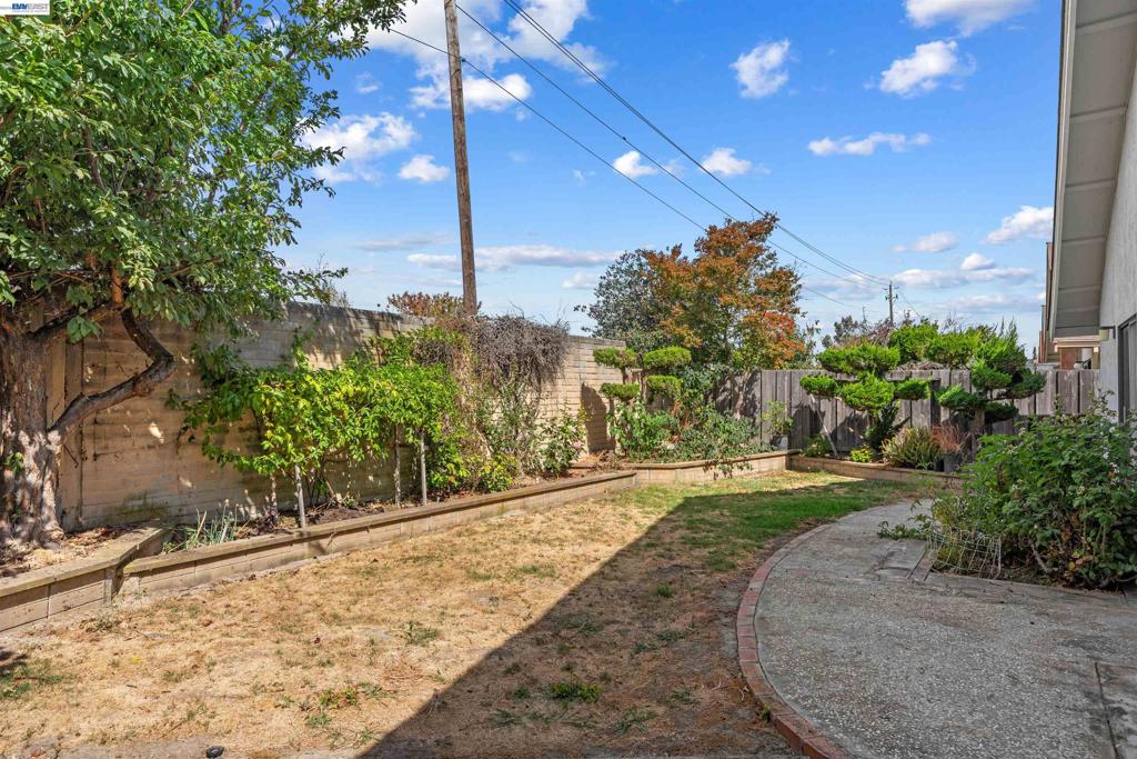 4325 Sedge St. Property Photo 31
