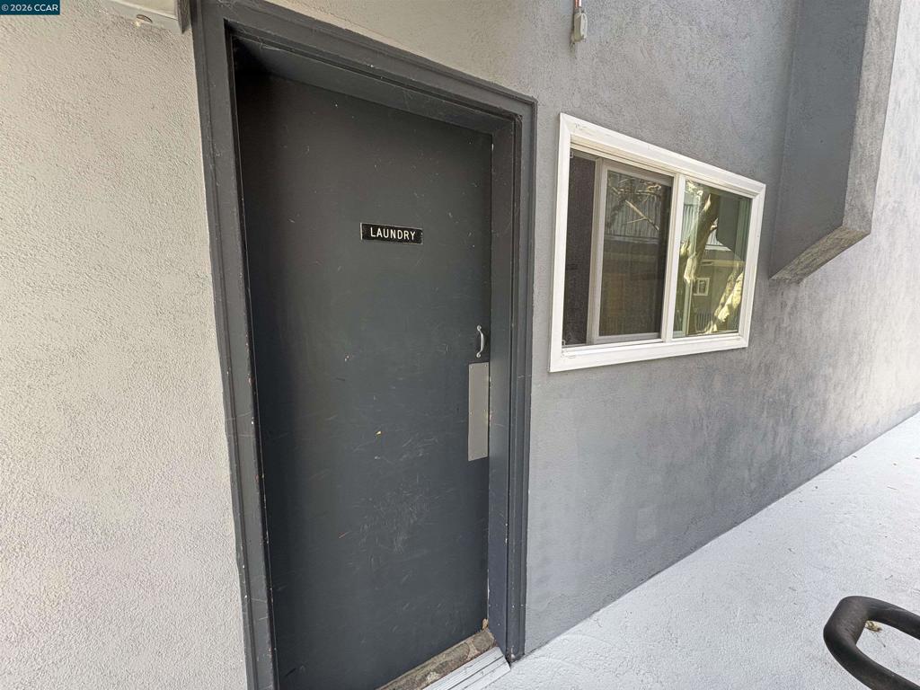 785 Taft Ave 10 Property Photo 26
