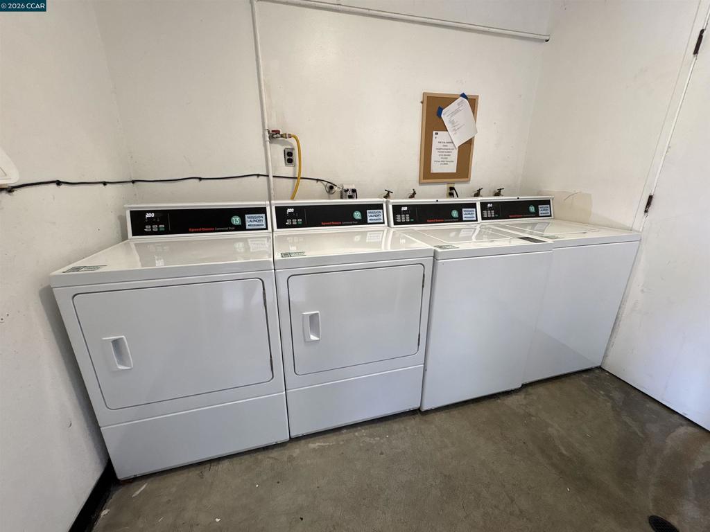 785 Taft Ave 10 Property Photo 29