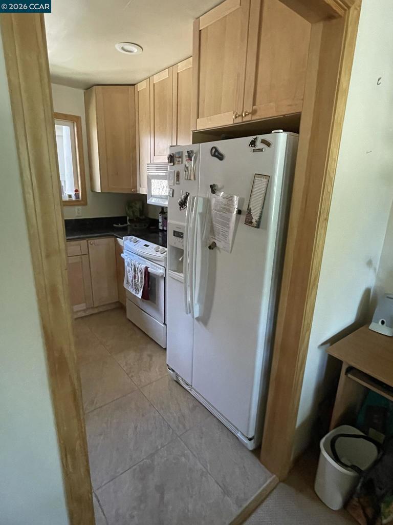 15466 Donner Pass Rd Property Photo 9