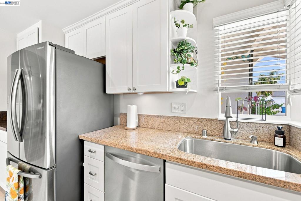 36267 Toulon Pl Property Photo 10