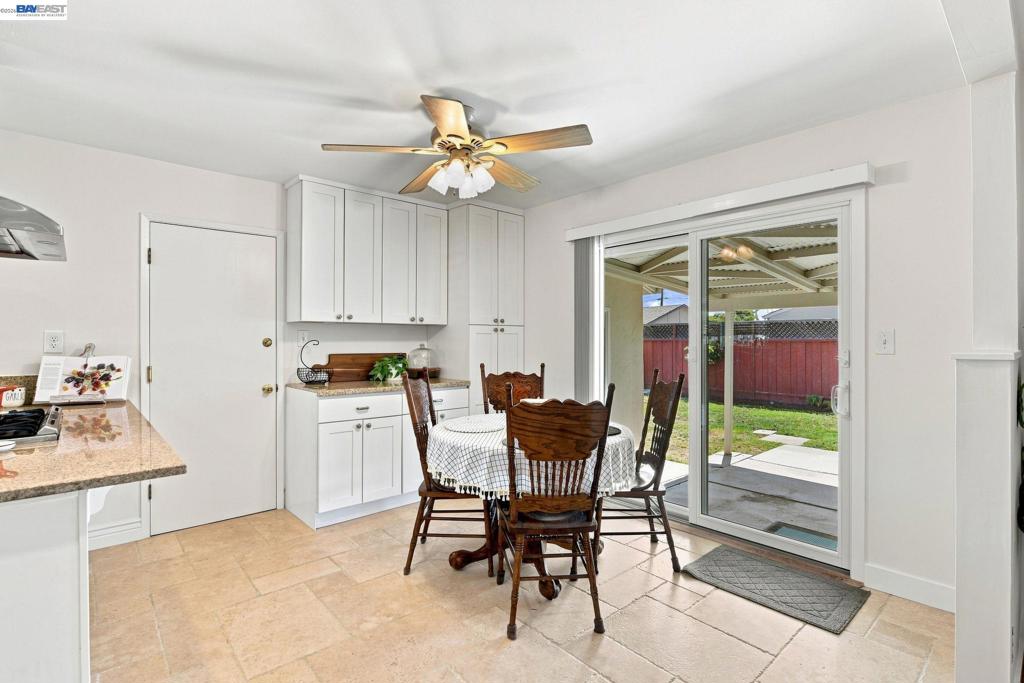 36267 Toulon Pl Property Photo 13