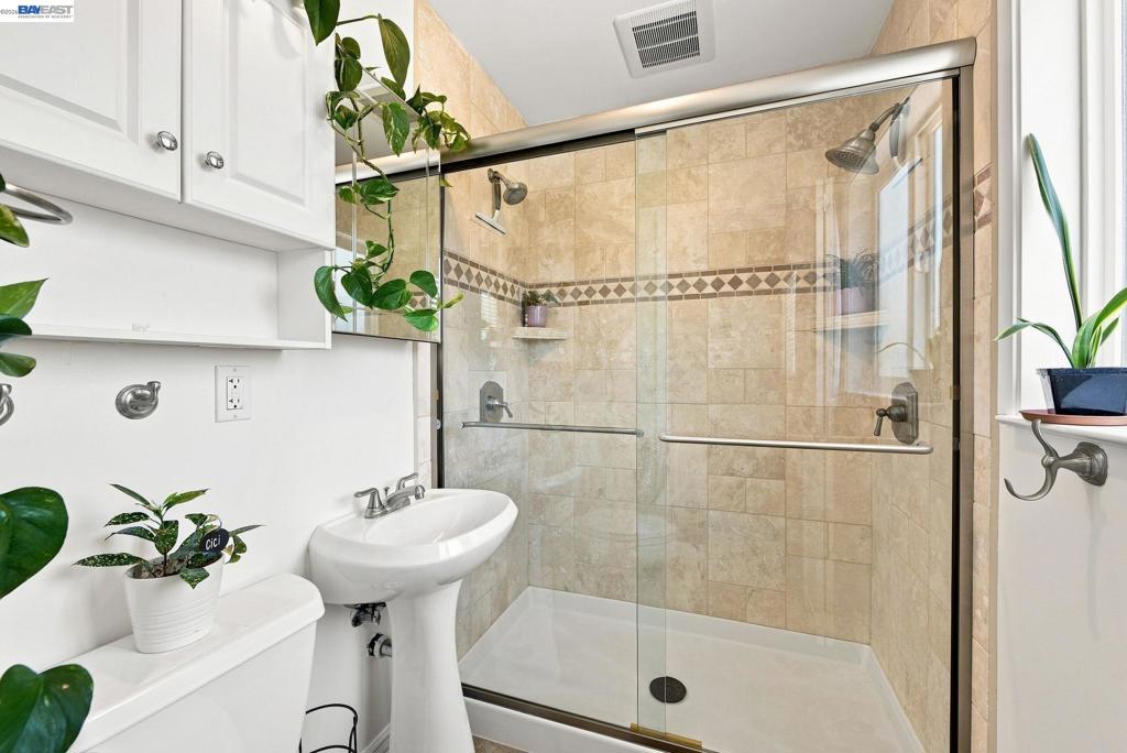 36267 Toulon Pl Property Photo 23