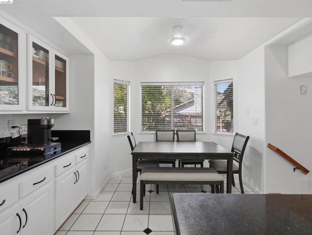 1529 Thistle Court Property Photo 17