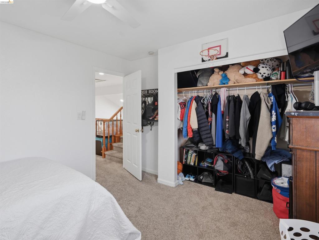 1529 Thistle Court Property Photo 33