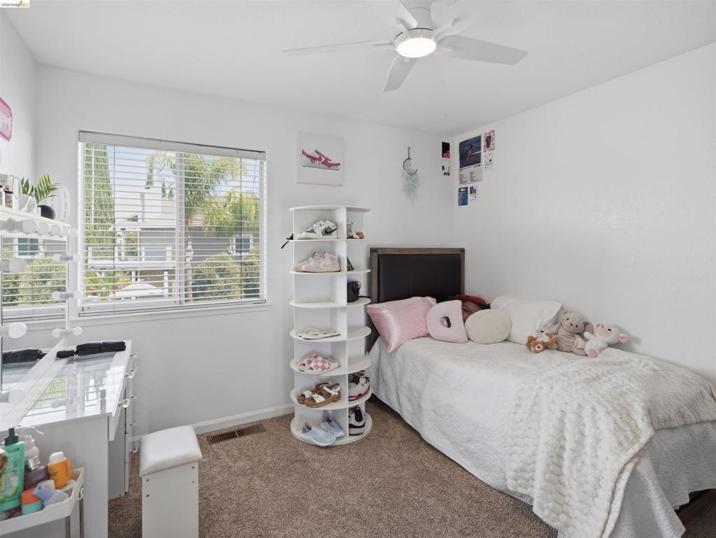 1529 Thistle Court Property Photo 34