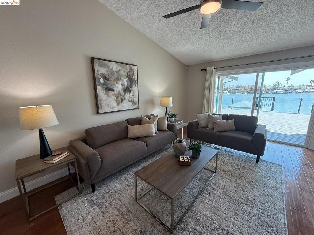381 Discovery Bay Blvd Property Photo 12