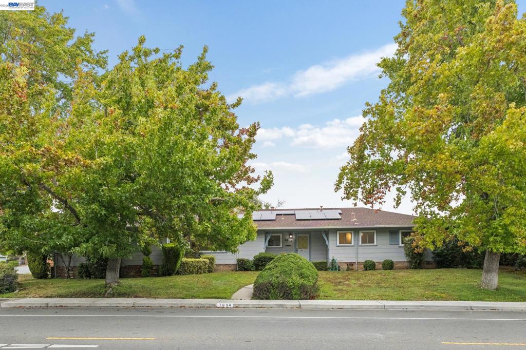 1804 Sereno Dr Property Photo 1