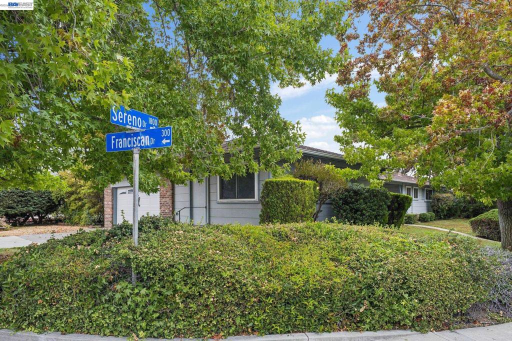 1804 Sereno Dr Property Photo 7