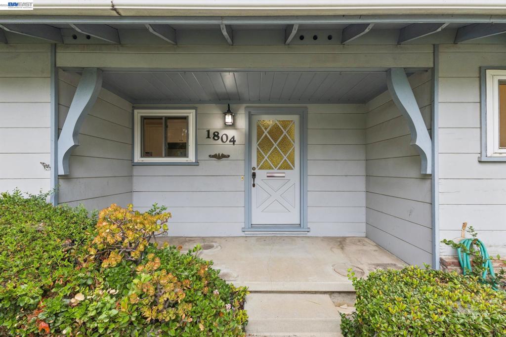 1804 Sereno Dr Property Photo 10