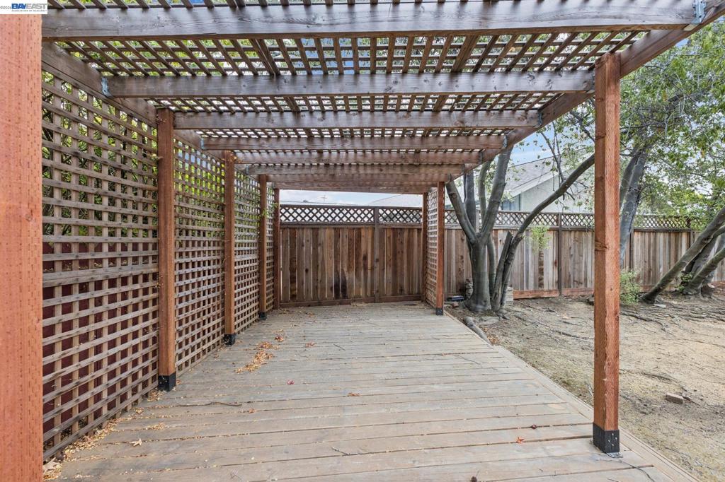 1804 Sereno Dr Property Photo 45