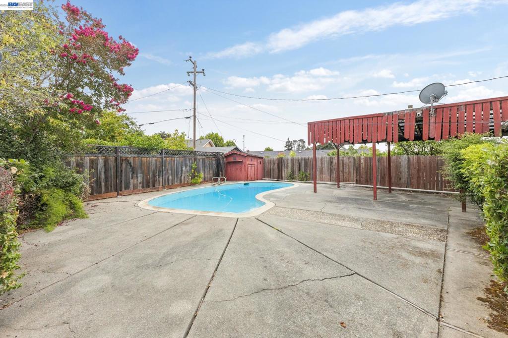 1804 Sereno Dr Property Photo 49
