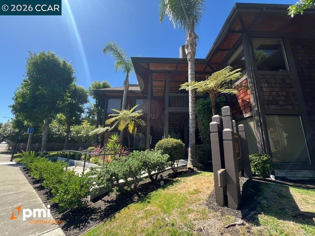 811 San Ramon Valley Blvd Property Photo 9