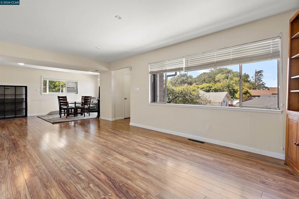 544 N Camino Alto Property Photo 5