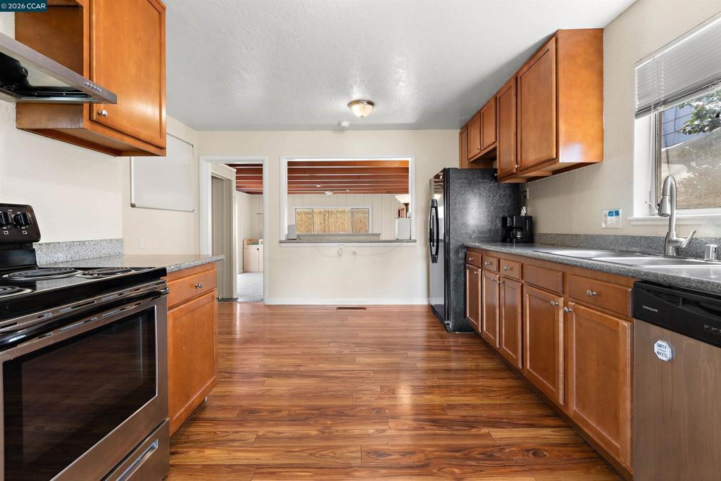 544 N Camino Alto Property Photo 10