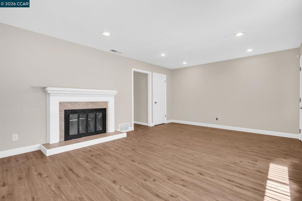 3411 Clayburn Rd Property Photo 5