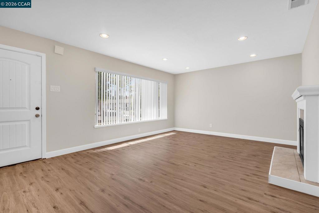 3411 Clayburn Rd Property Photo 7