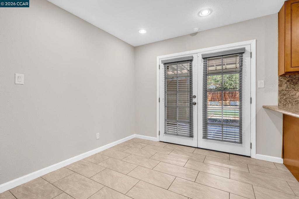 3411 Clayburn Rd Property Photo 8