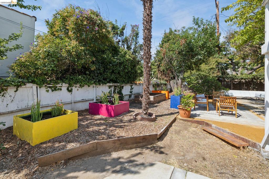 1057 Tuolumne St Property Photo 45