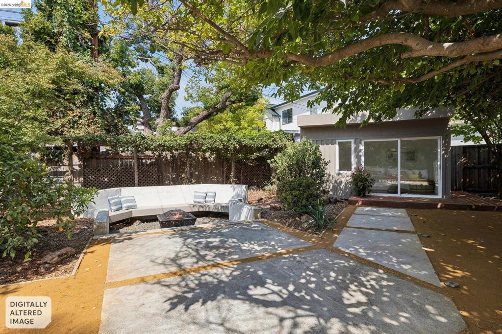 1057 Tuolumne St Property Photo 50