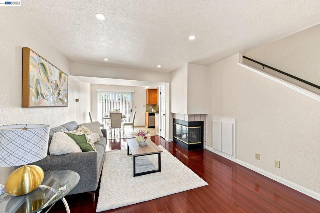 847 W Sunset Blvd B Property Photo 6