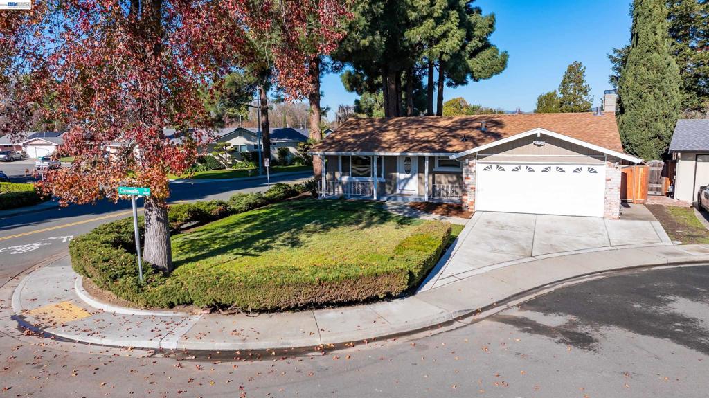 34312 Cornwallis Ct Property Photo 2