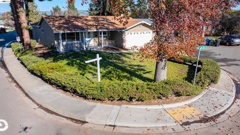 34312 Cornwallis Ct Property Photo 4