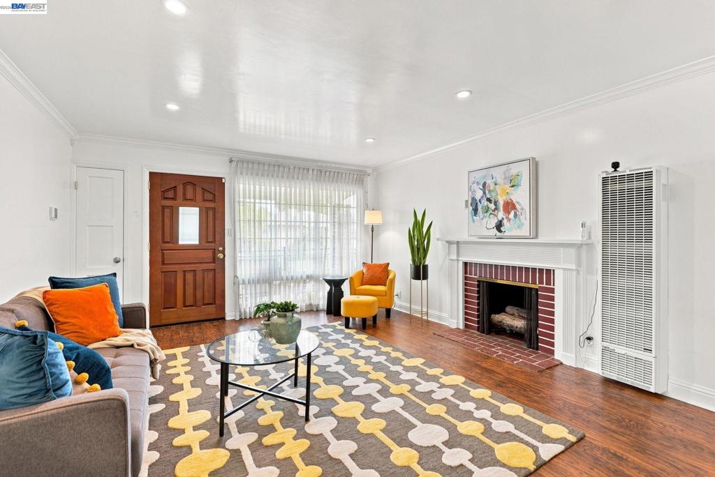 17291 Via Flores Property Photo 8