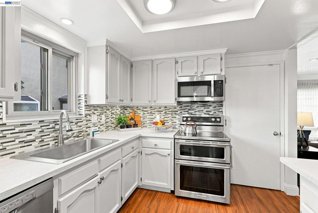 17291 Via Flores Property Photo 17