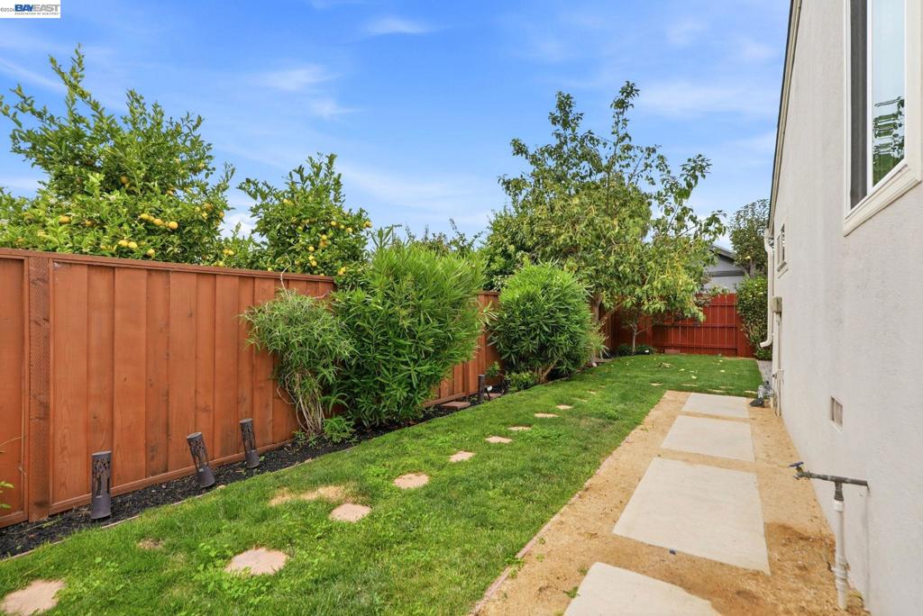 17291 Via Flores Property Photo 44