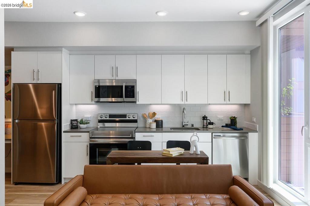 260 Brooklyn Basin Way 425 Property Photo 6