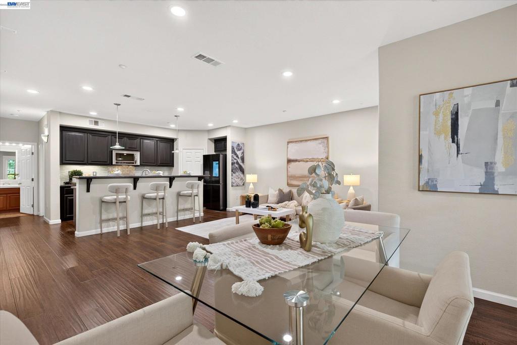 4366 Fitzwilliam St Property Photo 1