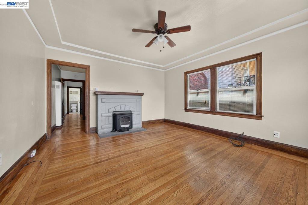 922 Arlington Ave Property Photo 4
